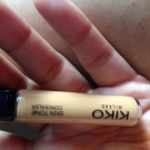 Swatch de W.eel : Skin Tone Concealer, Kiko