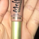 Swatch de W.eel : Melted Chocolate - Rouge à lèvres liquéfié, Too Faced