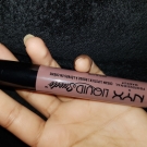 Swatch de W.eel : Liquid Suede Rouge à Lèvres Crème, NYX