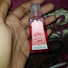 Swatch de W.eel : Gel mains nettoyant, Merci Handy