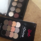 Swatch de W.eel : I Divine Au Naturel Palette, Sleek MakeUP
