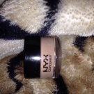 Swatch de W.eel : Concealer Jar - Full Coverage Pot Anticernes, NYX