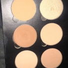 Swatch de W.eel : Contour Kit - Palette de contouring, Anastasia Beverly Hills