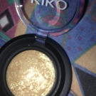 Swatch de W.eel : Colour Sphere Eyeshadow, Kiko