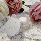 Swatch de des p'tits bonheurs de filles : Baume lèvres nuit céleste, Lull