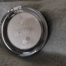 Swatch de OUMMMI : Le fard A Paupières, Avril