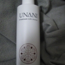 Swatch de OUMMMI : IL-LUMINATE Lait Nettoyant, UNANI