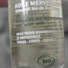 Swatch de OUMMMI : L'huile merveilleuse, Lilas Blanc