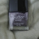 Swatch de OUMMMI : Vernis, Butter London