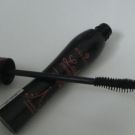 Swatch de OUMMMI : Lash Princess Volume Mascara, Essence