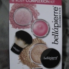 Swatch de OUMMMI : Flawless & rosy complxion kit, Bellapierre Cosmetics