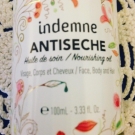 Swatch de Glycine : ANTISECHE HUILE DE SOIN, Indemne