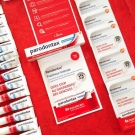 Swatch de Glycine : Fraicheur intense, Parodontax