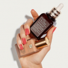 Swatch de zahia maz : Double Wear Teint longue tenue intransférable SPF 10, Estée Lauder