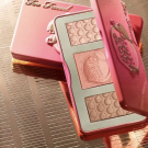 Swatch de zahia maz : Sweet Peach Glow Kit - Trio Glow, Too Faced