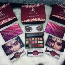 Swatch de zahia maz : Desert Dusk Eyeshadow Palette - Palette de fards à paupières, Huda Beauty