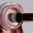 Swatch de zahia maz : Strobe Gel, Zoeva