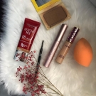 Swatch de zahia maz : Balm Desert The Balm Bronzer/ Blush, theBalm