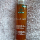 Swatch de zahia maz : Gel Nettoyant et Démaquillant Visage Rêve de Miel, Nuxe