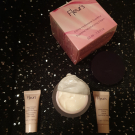 Swatch de Kikinatty : Crème Hydratante Suprême, Fleur's