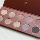 Swatch de beautyboxaddict : Rose Golden, Zoeva