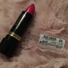 Swatch de Fafaa : Rouge à lèvres, Laura beauté