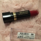 Swatch de Fafaa : Rouge à lèvres, Laura beauté