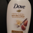 Swatch de Fafaa : Crème lavante au beurre de karité, Dove