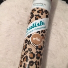 Swatch de Fafaa : Shampoing Sec Wild, Batiste
