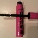 Swatch de justinerftn : Mascara Volume I Love Extreme, Essence