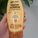 Swatch de mrngmk : Après-shampooing Reconstituant Trésor de Miel, Garnier