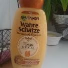 Swatch de mrngmk : Après-shampooing Reconstituant Trésor de Miel, Garnier