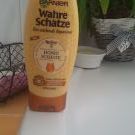 Swatch de mrngmk : Après-shampooing Reconstituant Trésor de Miel, Garnier