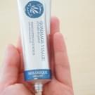 Swatch de Mon billet poudré : Gommage visage à l'huile de pastel, Graine De Pastel