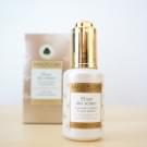 Swatch de Mon billet poudré : Elixir des reines - Concentré créateur de peau parfaite Bio, Sanoflore