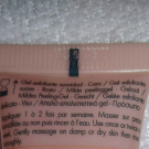 Swatch de Linab7 : Gelée gommante douceur visage, Eau Thermale Avène