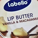 Swatch de Linab7 : Lip Butter - Vanilla Macadamia de Labello, Labello