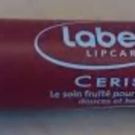 Swatch de Linab7 : Fruity Shine Baume à lèvres, Labello