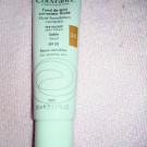 Swatch de Linab7 : Fond de Teint Correcteur Fluide - Couvrance, Avène