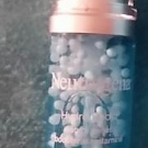 Swatch de Linab7 : Hydro Boost®: Sérum perles booster survitaminé, Neutrogena