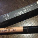 Swatch de Esprit d'Azur : Stroke of Light - Illuminateur Regard, BareMinerals