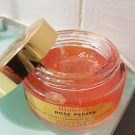 Swatch de Mimi1957 : Gel Nettoyant Illuminateur Rose Papaya, Mawena