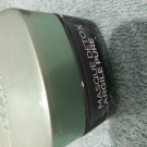 Swatch de Celen : Masque Détox - Argile Pure de L'Oréal Paris, L'Oréal Paris