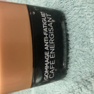 Swatch de Celen : Gommage visage Sucres de Soin Gommage Eclat, L'Oréal Paris