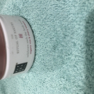 Swatch de Celen : Sakura Scrub Gommage pour le Corps, Rituals