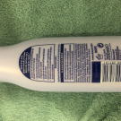 Swatch de Celen : Lait-Huile - Fleur de Cerisier & Huile de Jojoba, Nivea