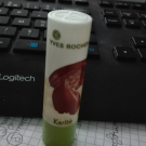 Swatch de sjuju : Baume Lèvres Karité, Yves Rocher