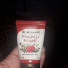 Swatch de sina88 : Crème Mains Pomme Rouge, Yves Rocher