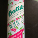Swatch de Anais.c3 : Shampoing Sec Cherry, Batiste