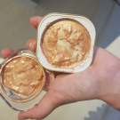 Swatch de Floraa : Jelly Beam - Highlighter Rayonnant, FARSÁLI